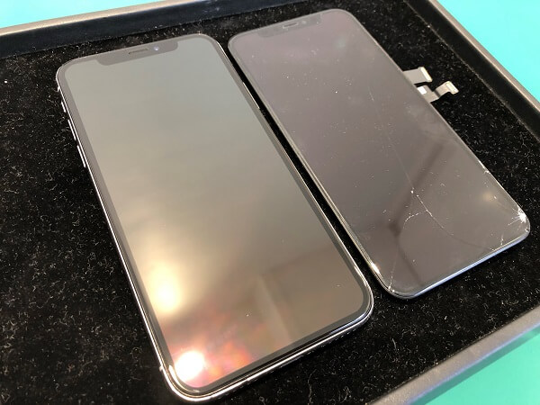iPhoneX～ディスプレイ修理～《画面割れ+表示不良》でした！！