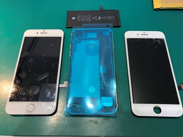 iPhone7 ～防水シールもちゃんと貼り替えております～