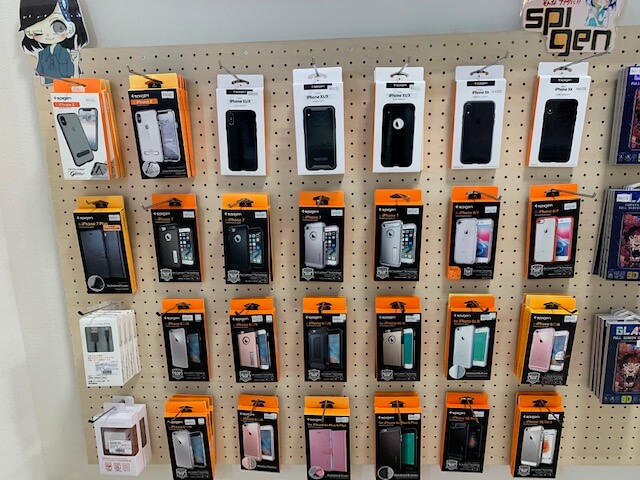 【大人気】米国生まれのケースブランド「Spigen」のケース販売中！！