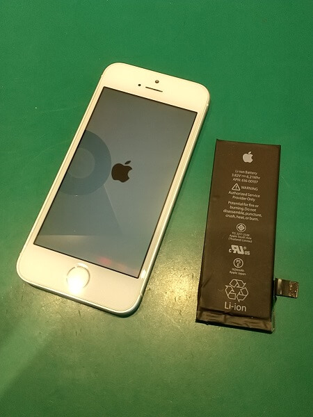 まだまだ現役！iPhoneSE バッテリー交換　iPhone修理・買取smart365西宮本店