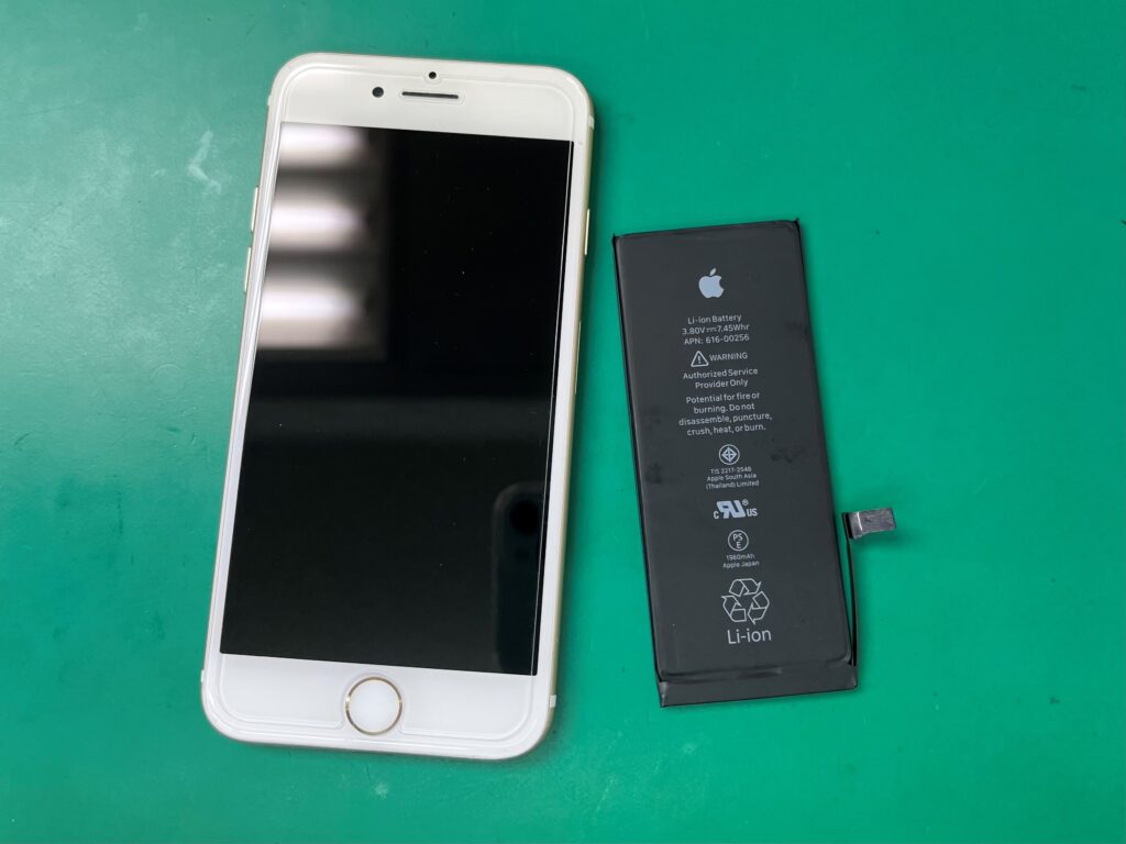修理実績～ iPhone8 バッテリー交換📍神戸市垂水区からお越し